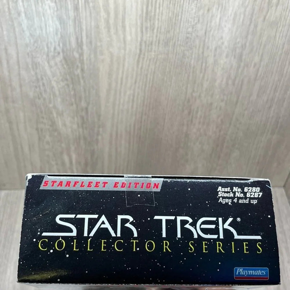 Star Trek Collector Series Lt Cdr. Geordi La Forge Starfleet Edition-Playmates - Picture 5 of 9